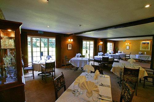 The Three Cocks Coaching Inn Glasbury Eksteriør bilde