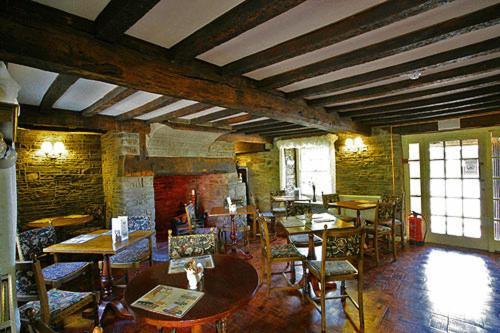 The Three Cocks Coaching Inn Glasbury Eksteriør bilde